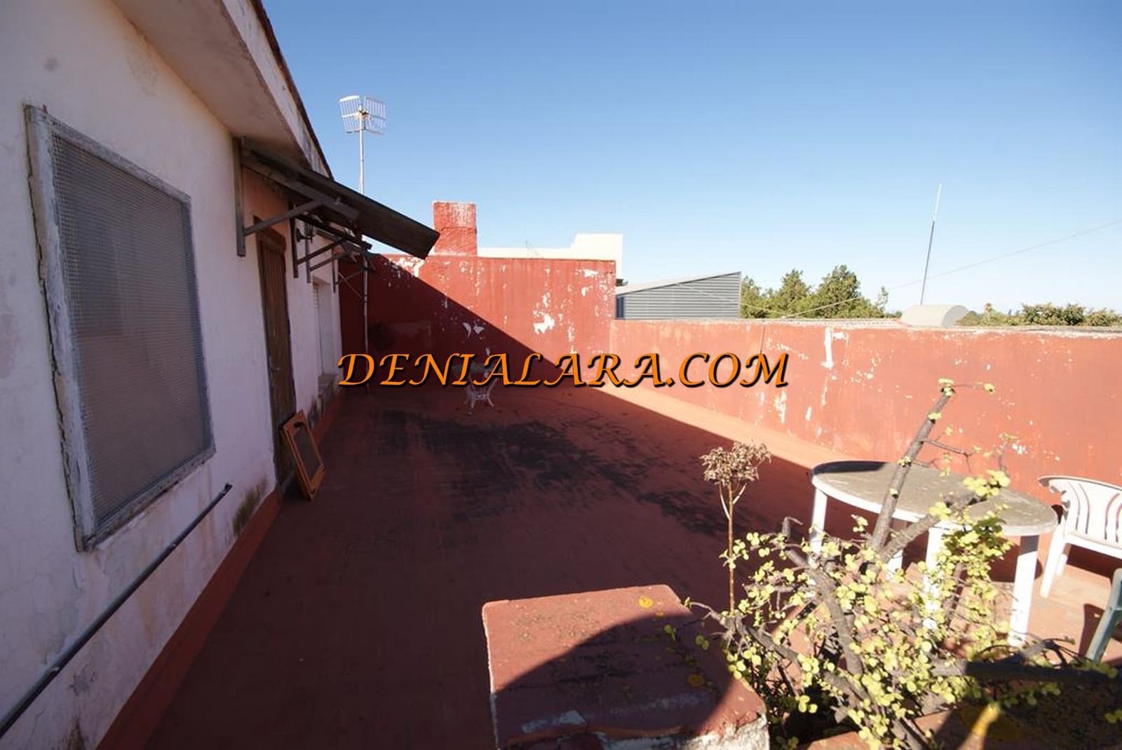 Kommersiell till salu i Denia med garage - 599 000 € (Ref: 5685462)