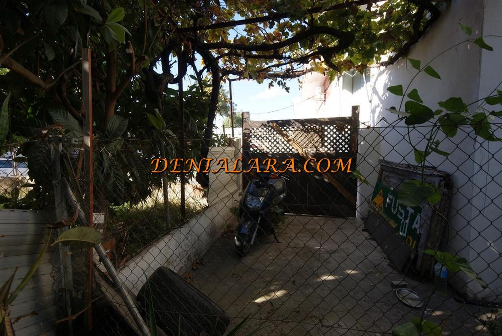 Kommersiell till salu i Denia med garage - 599 000 € (Ref: 5685462)