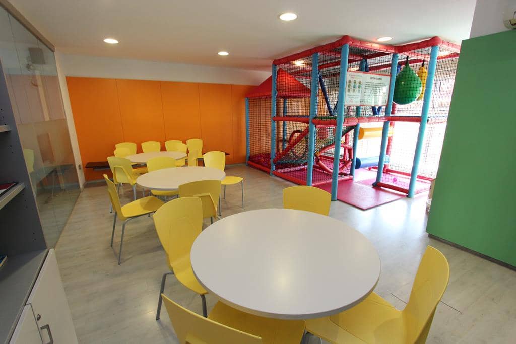 2 sovrum Lägenhet att hyra i Denia med pool garage - 700 € (Ref: 5685470)