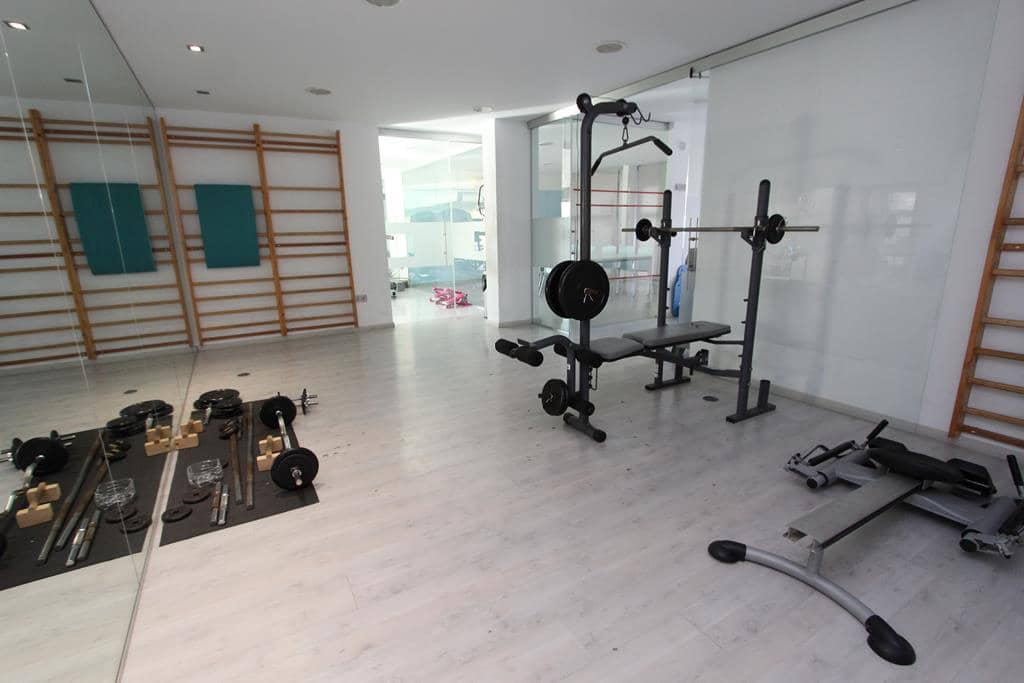 2 sovrum Lägenhet att hyra i Denia med pool garage - 700 € (Ref: 5685470)