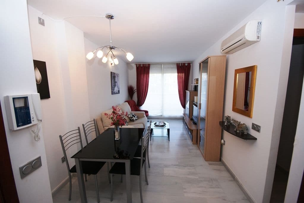 2 sovrum Lägenhet att hyra i Denia med pool garage - 700 € (Ref: 5685470)