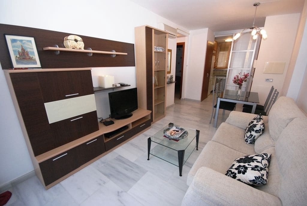 2 sovrum Lägenhet att hyra i Denia med pool garage - 700 € (Ref: 5685470)