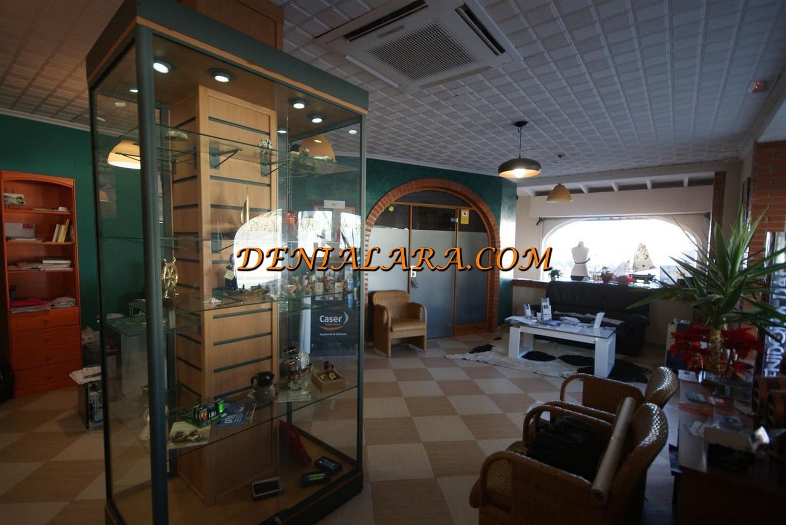 Comercial para arrendar em Denia - 1 900 € (Ref: 6208748)
