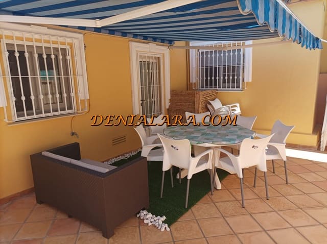 4 bedroom Villa for rent in Las Rotas / Les Rotes, Dénia with pool garage - € 2,800 (Ref: 6483964)
