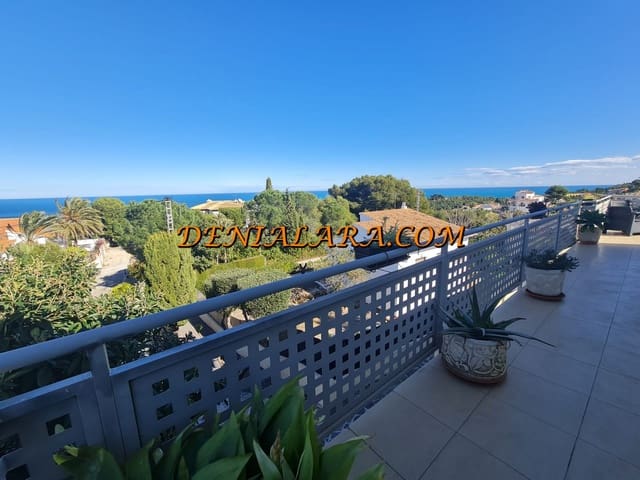 Chalet de 4 habitaciones en Dénia en venta con piscina garaje - 680.000 € (Ref: 6659778)