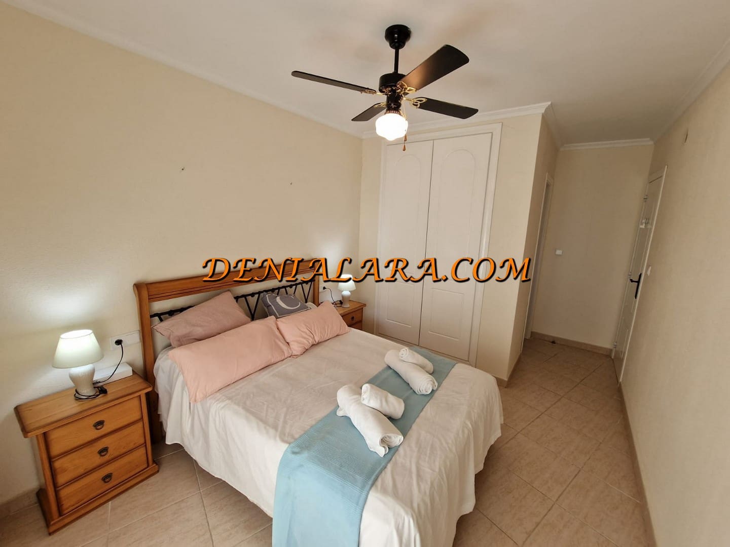 Appartement de 3 chambres à louer à Denia avec piscine garage - 700 € (Ref: 7098795)