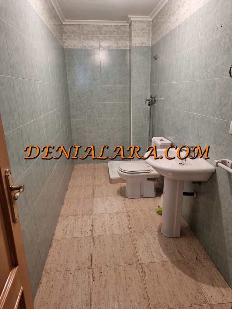 Kommersiell till salu i Denia - 135 000 € (Ref: 7542083)