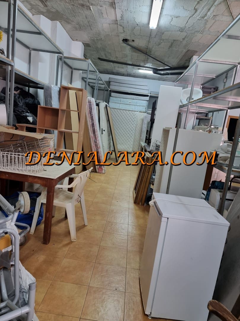 Kommersiell till salu i Denia - 135 000 € (Ref: 7542083)