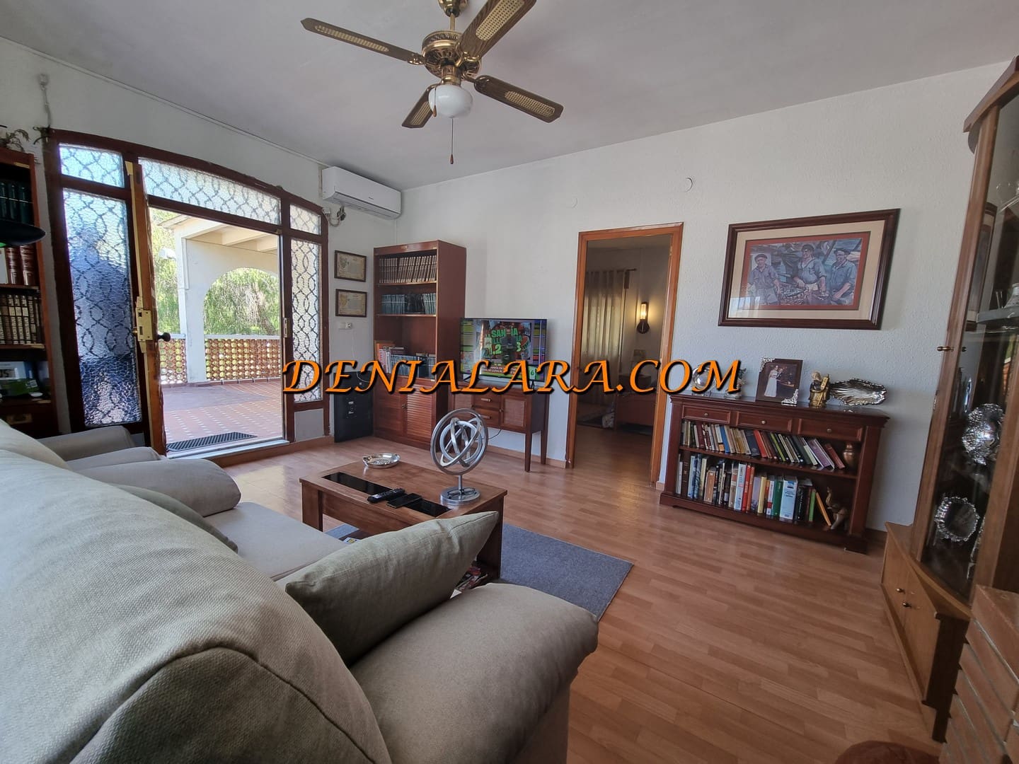 Restaurant/Bar for sale in Denia with garage - € 525,000 (Ref: 7542087)