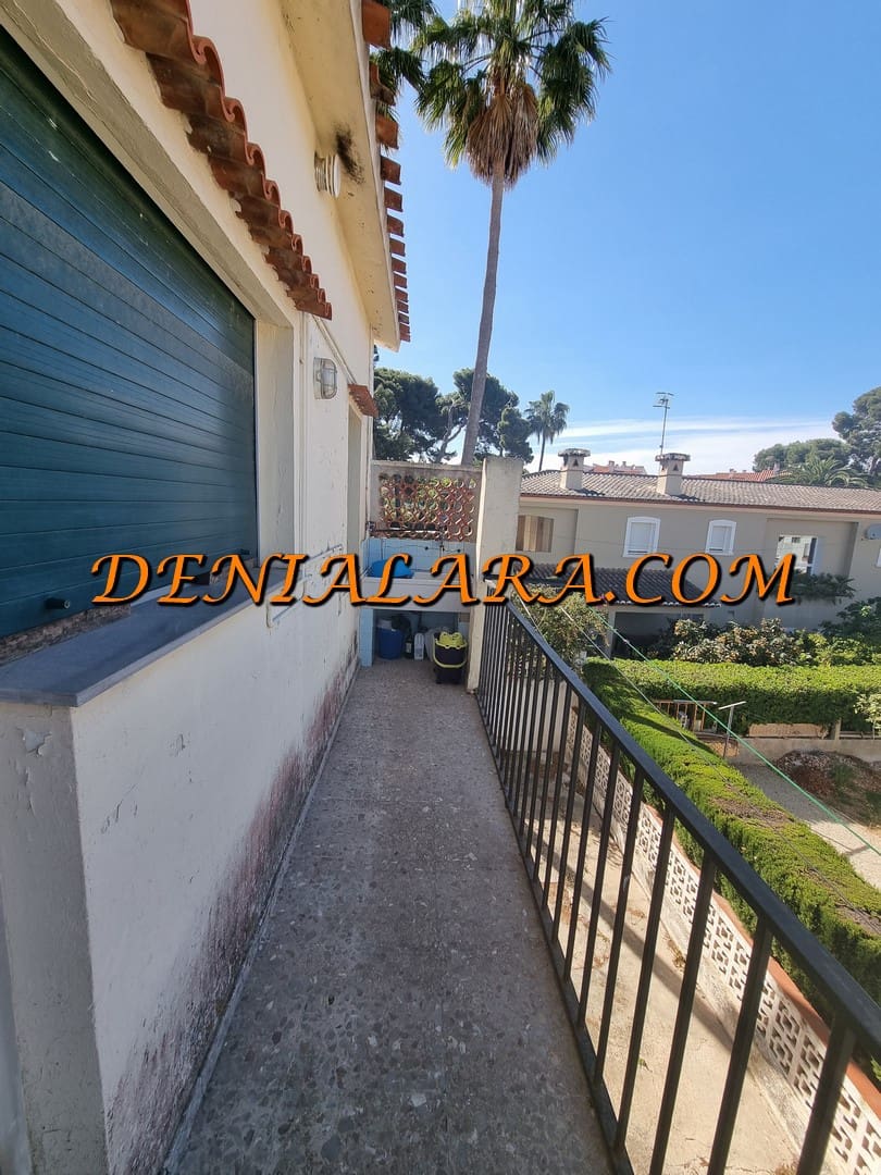 Restaurant/Bar for sale in Denia with garage - € 525,000 (Ref: 7542087)
