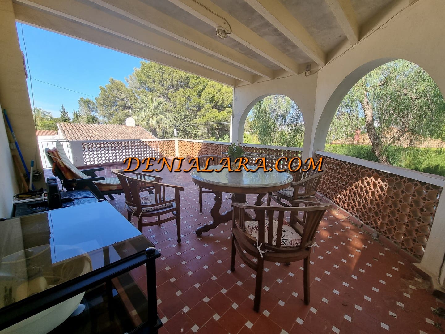 Restaurant/Bar for sale in Denia with garage - € 525,000 (Ref: 7542087)