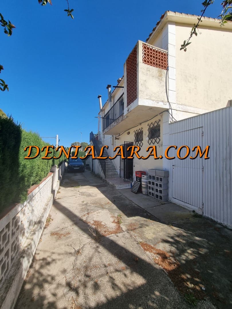 Restaurant/Bar for sale in Denia with garage - € 525,000 (Ref: 7542087)