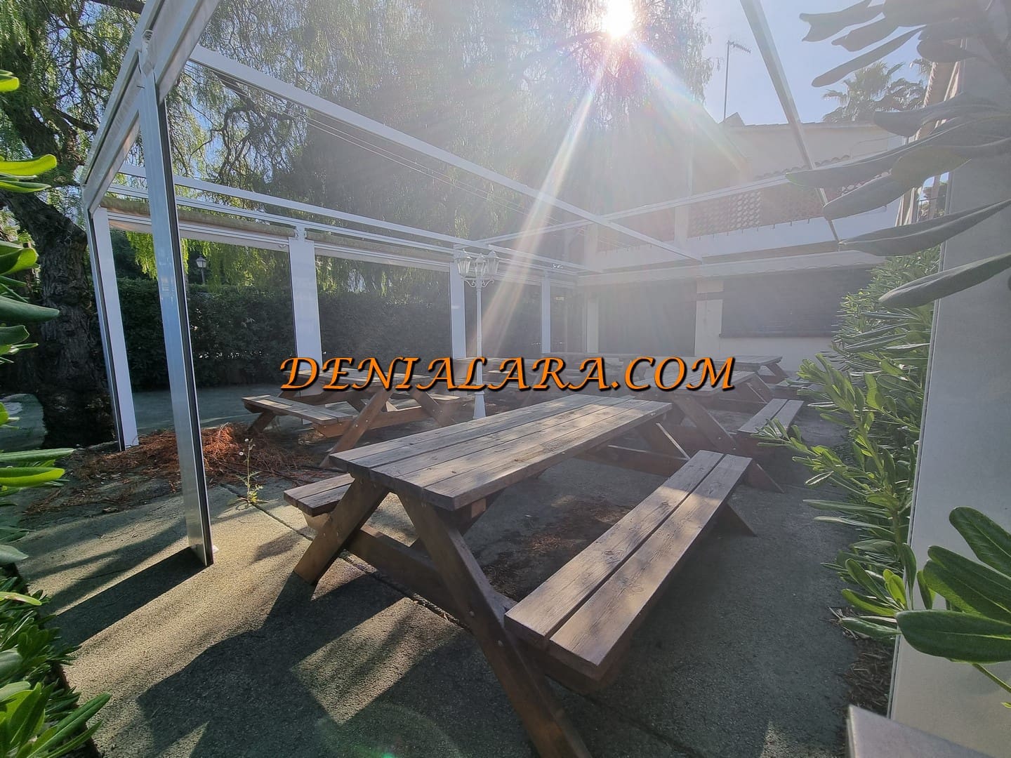 Restaurant/Bar for sale in Denia with garage - € 525,000 (Ref: 7542087)