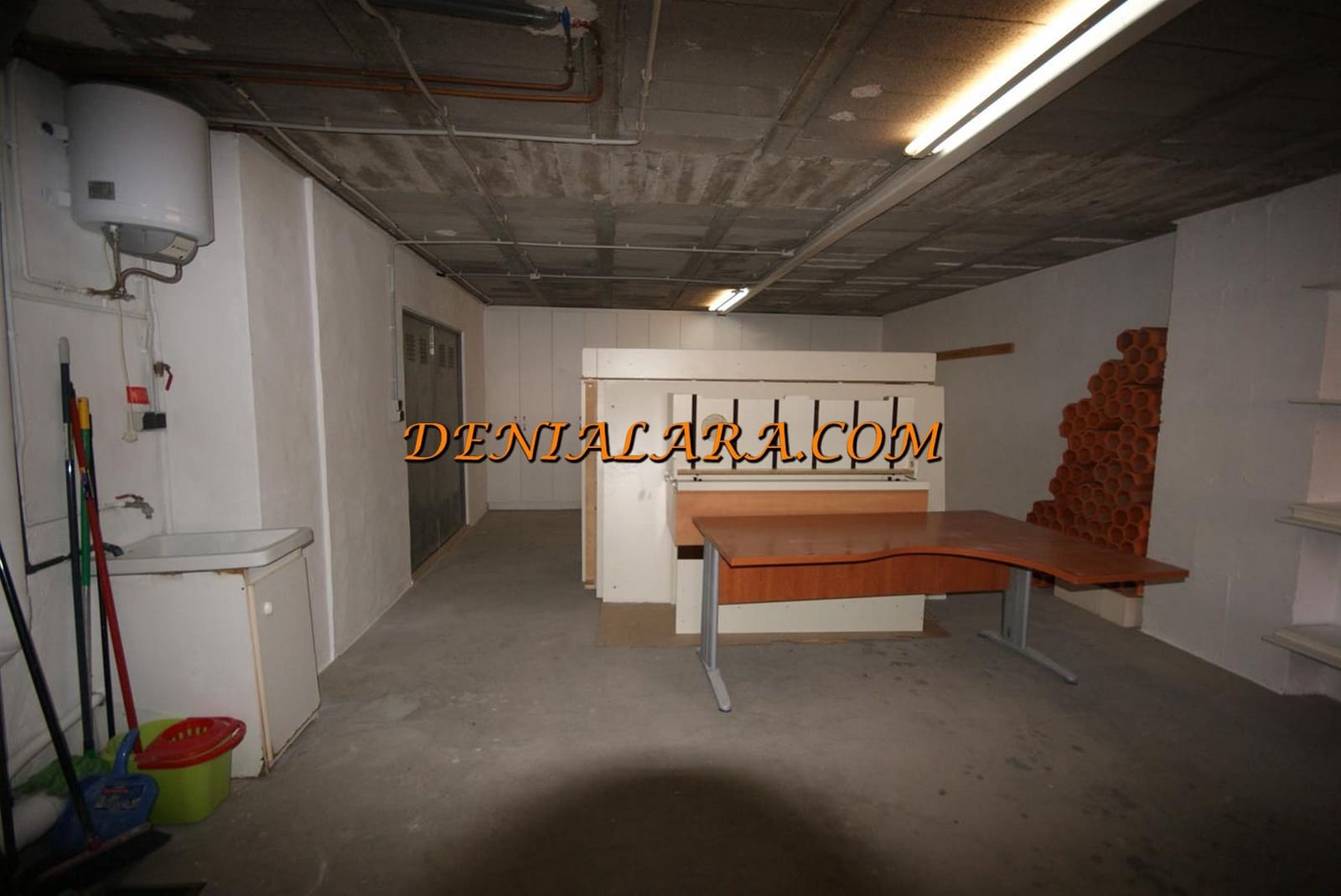 Erhverv til salg i Denia med garage - € 325.000 (Ref: 7578861)