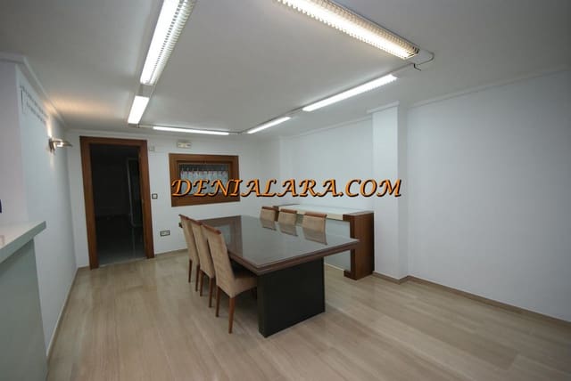 Erhverv til salg i Dénia med garage - € 325.000 (Ref: 7578861)