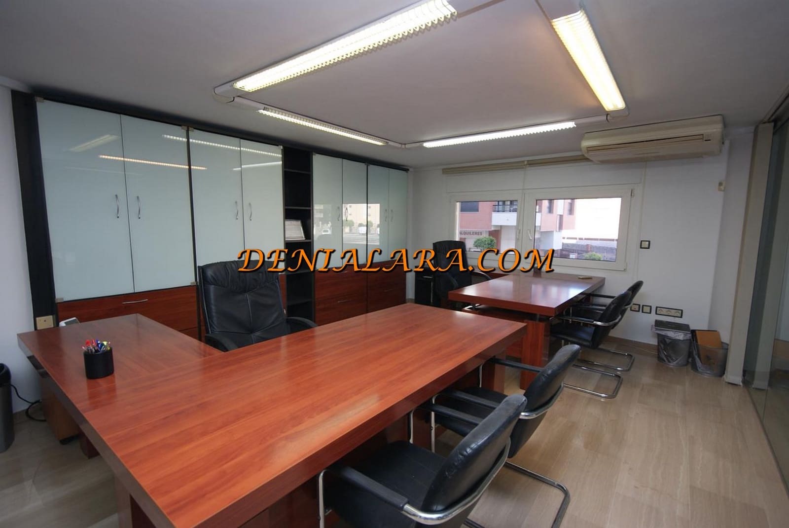 Erhverv til salg i Denia med garage - € 325.000 (Ref: 7578861)