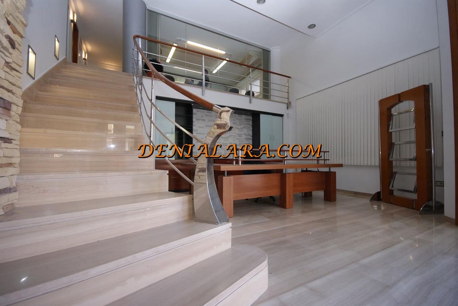 Erhverv til salg i Denia med garage - € 325.000 (Ref: 7578861)