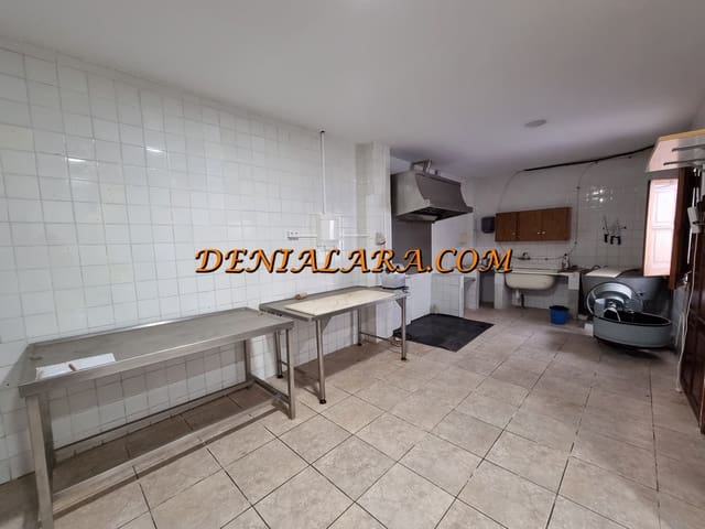 Commerciale da affittare in Pego - 400 € (Rif: 7578876)