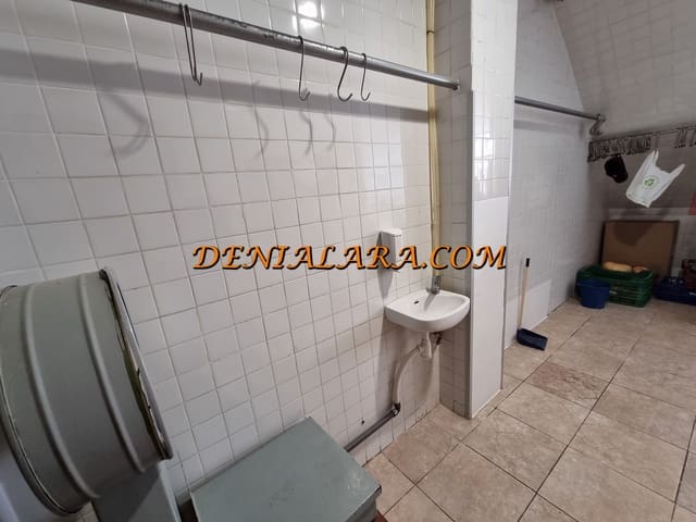 Commerciale da affittare in Pego - 400 € (Rif: 7578876)