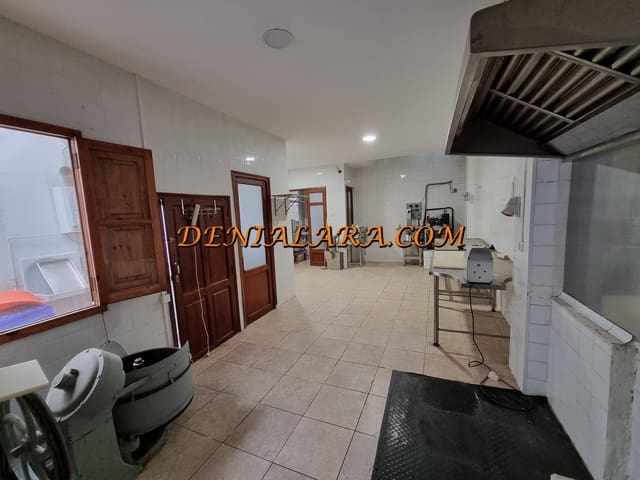 Commerciale da affittare in Pego - 400 € (Rif: 7578876)