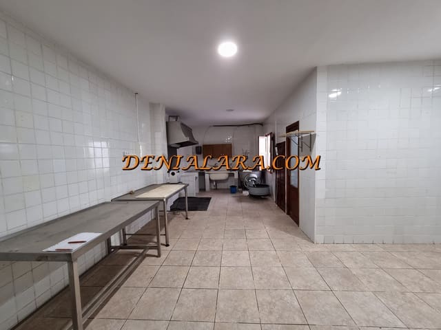 Commerciale da affittare in Pego - 400 € (Rif: 7578876)