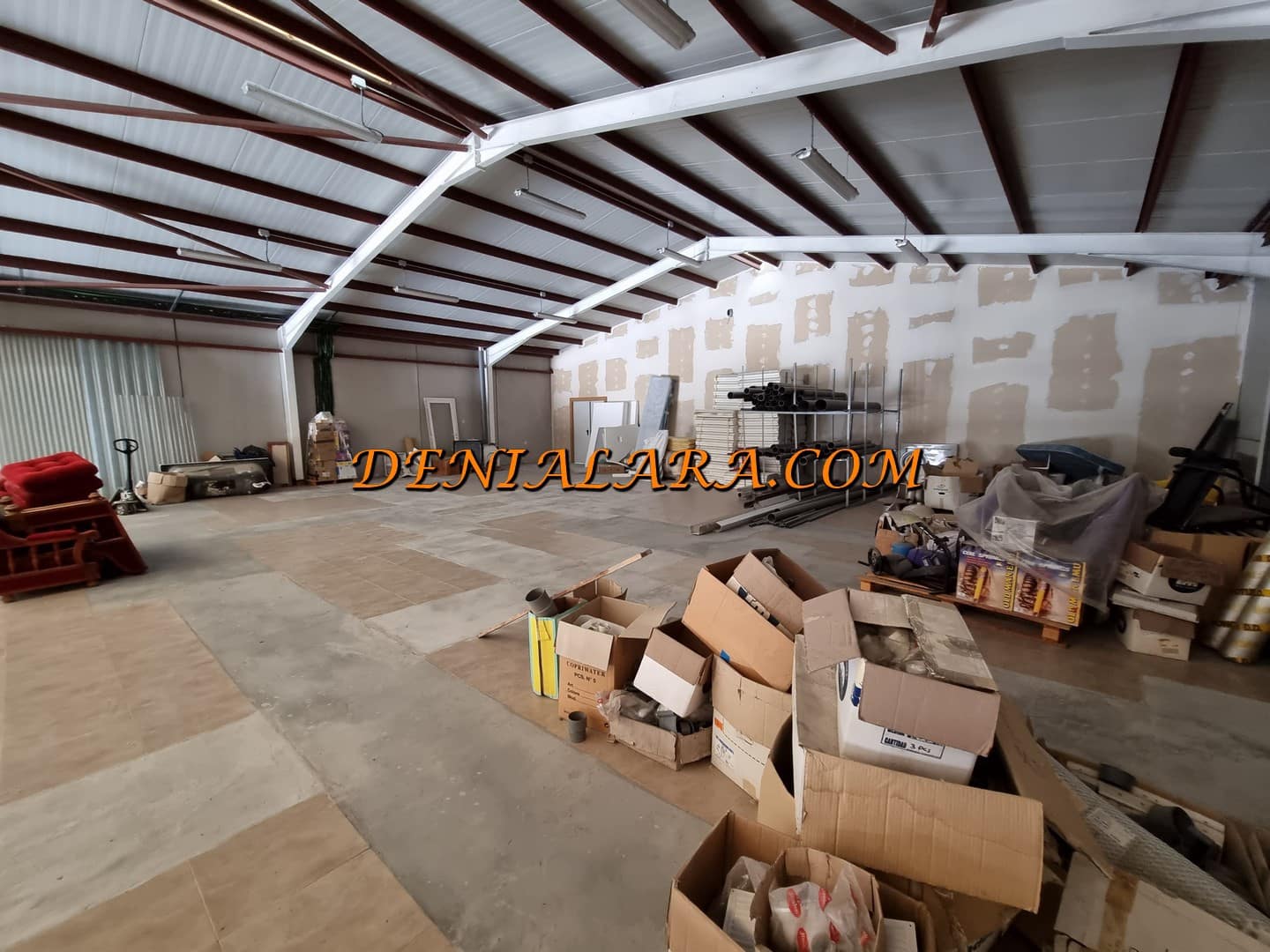 Kommersiell til salgs i Pego med garasje - € 950 000 (Ref: 7578879)