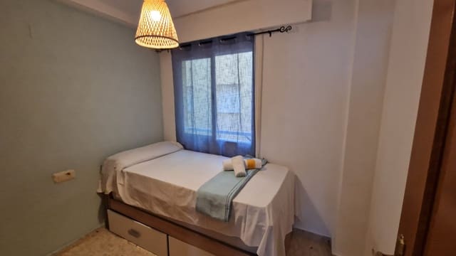 3 Zimmer Wohnung zu vermieten in Dénia mit Pool Garage - 850 € (Ref: 7778586)