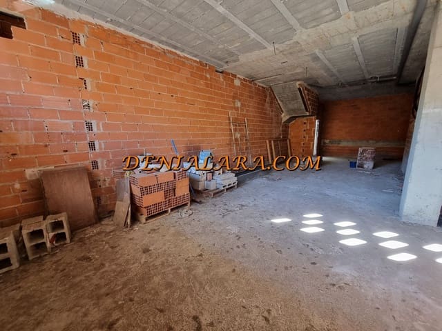 Commercial for sale in Pego - € 107,999 (Ref: 7859456)