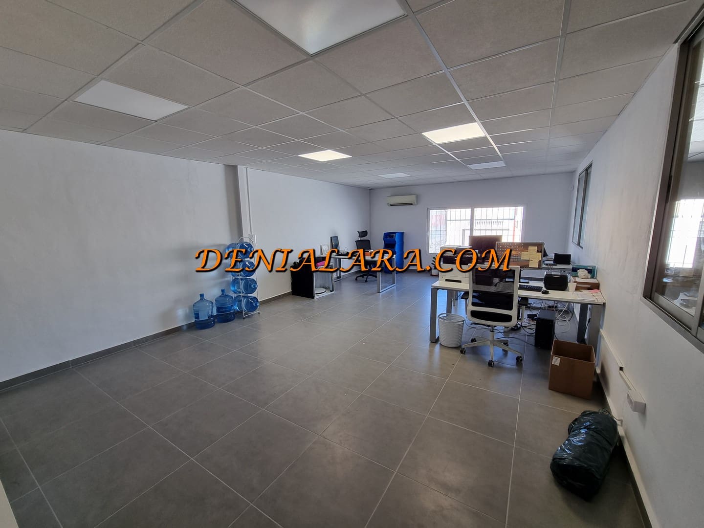 Commercial for sale in Ondara - € 348,000 (Ref: 7999048)