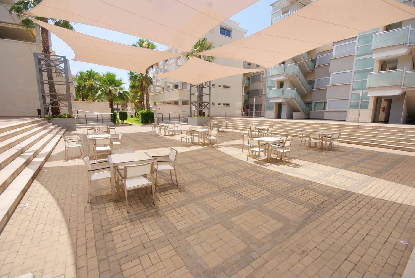 2 soveværelse Lejlighed til leje i Denia med swimmingpool garage - € 1.100 (Ref: 8004699)