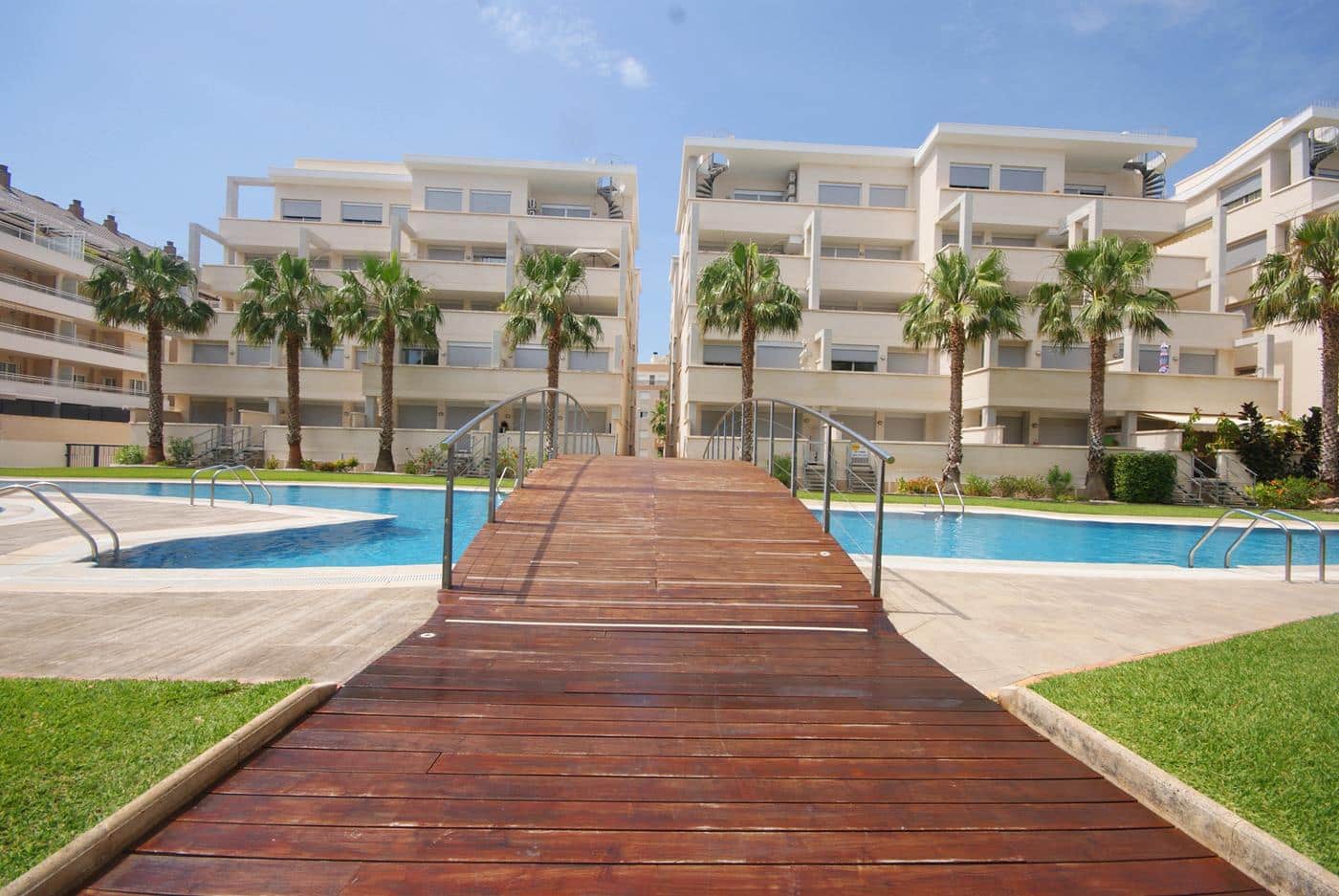 2 soveværelse Lejlighed til leje i Denia med swimmingpool garage - € 1.100 (Ref: 8004699)