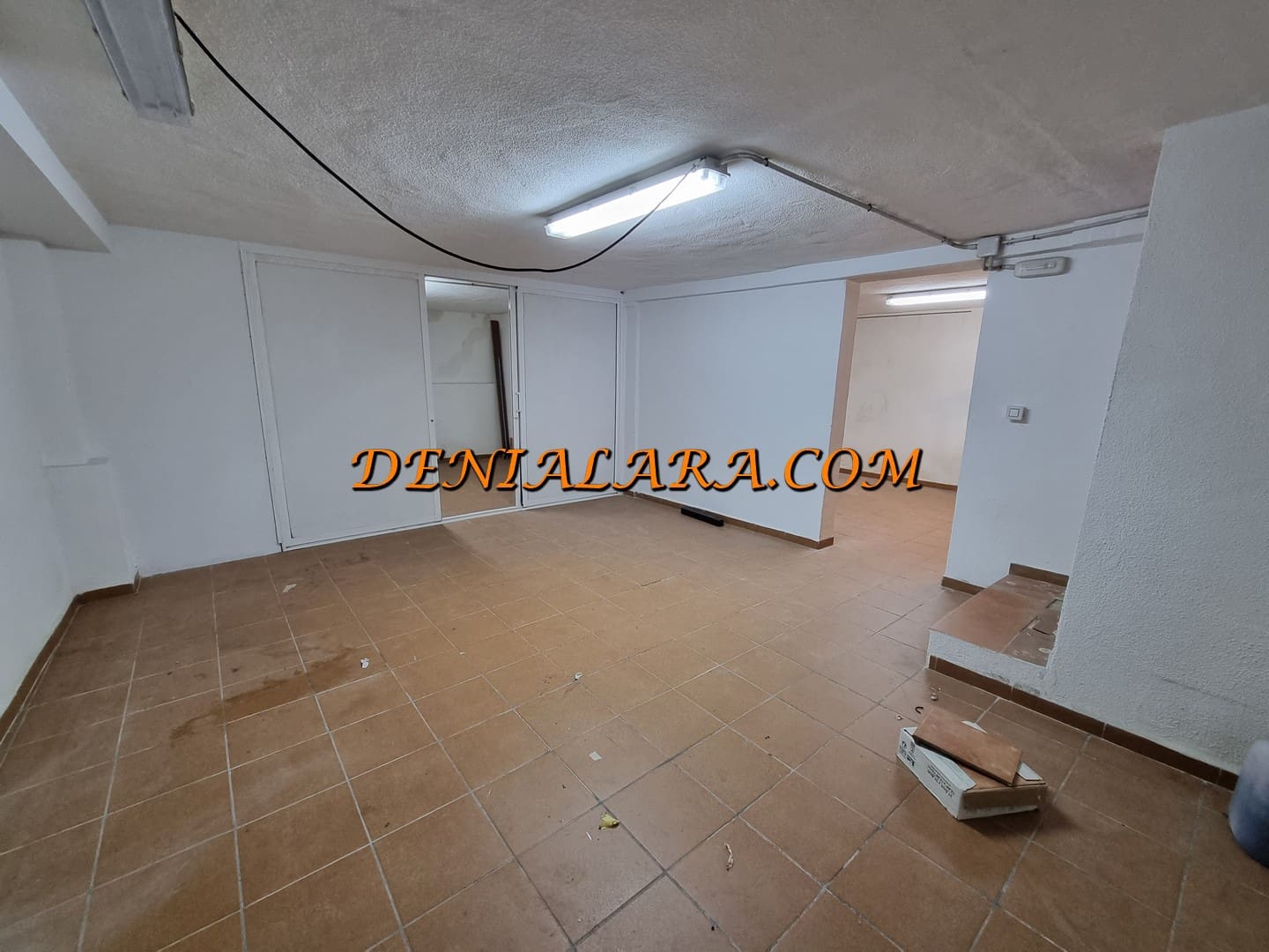 Kommersiell till salu i Denia - 345 000 € (Ref: 8057044)