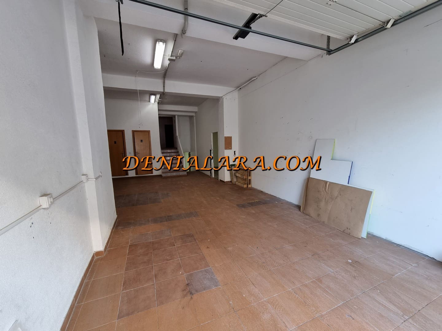 Kommersiell till salu i Denia - 345 000 € (Ref: 8057044)