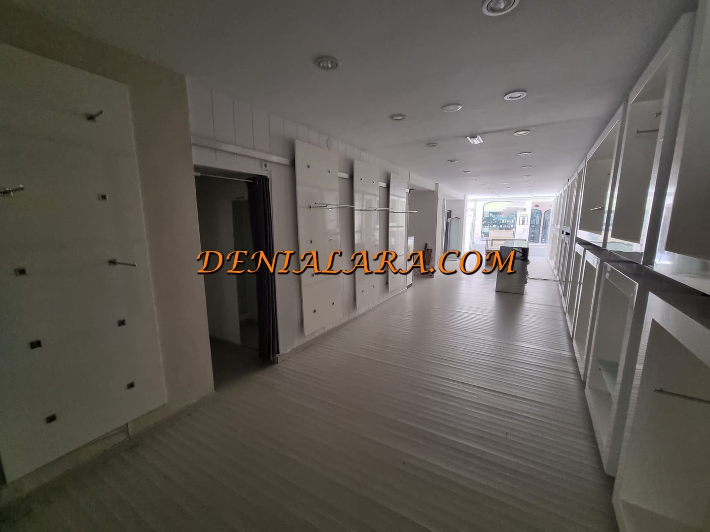 Komercyjne na sprzedaż w Denia - 999 999 € (Ref: 8212228)