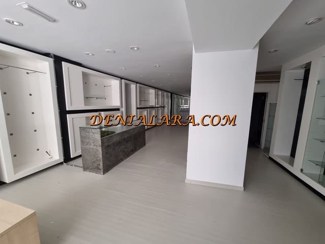 Local Comercial en Dénia en venta - 999.999 € (Ref: 8212228)