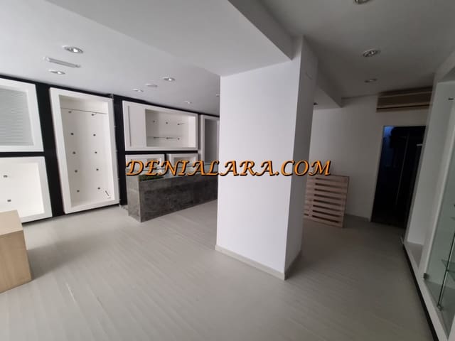 Local Comercial en Dénia en venta - 999.999 € (Ref: 8212228)