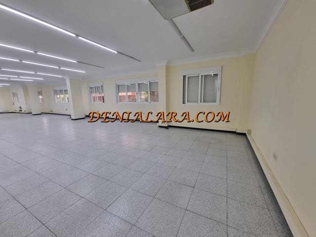 Gewerbe zu verkaufen in Dénia - 1.740.000 € (Ref: 8212229)