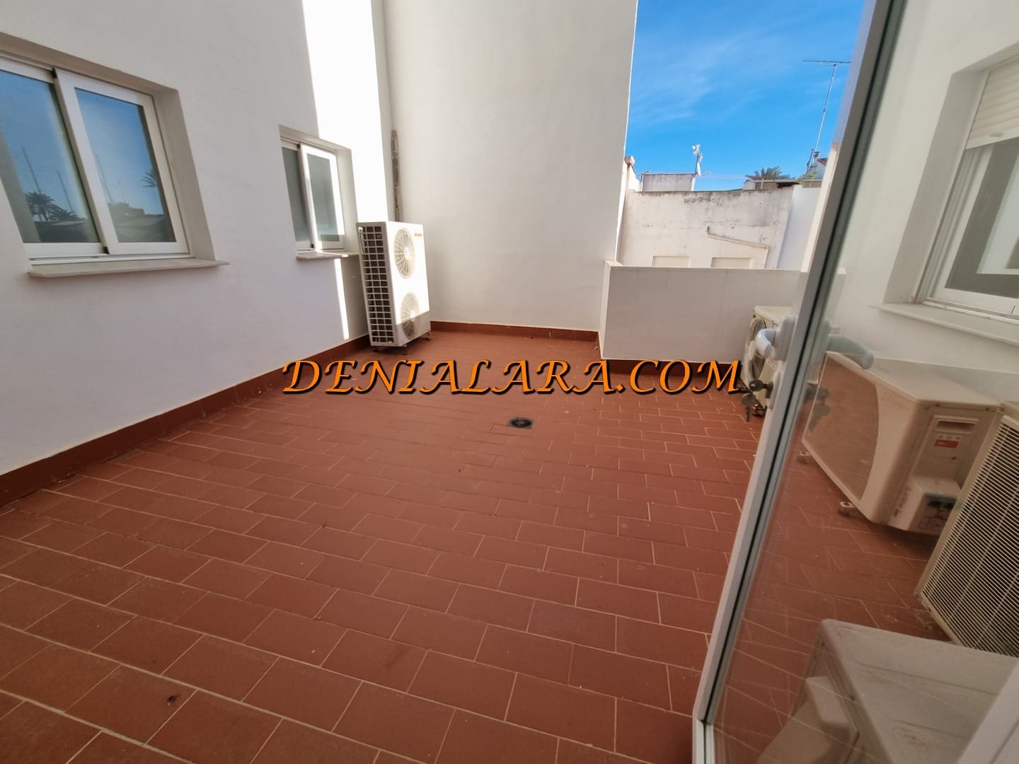 Erhverv til salg i Denia - € 1.740.000 (Ref: 8212229)