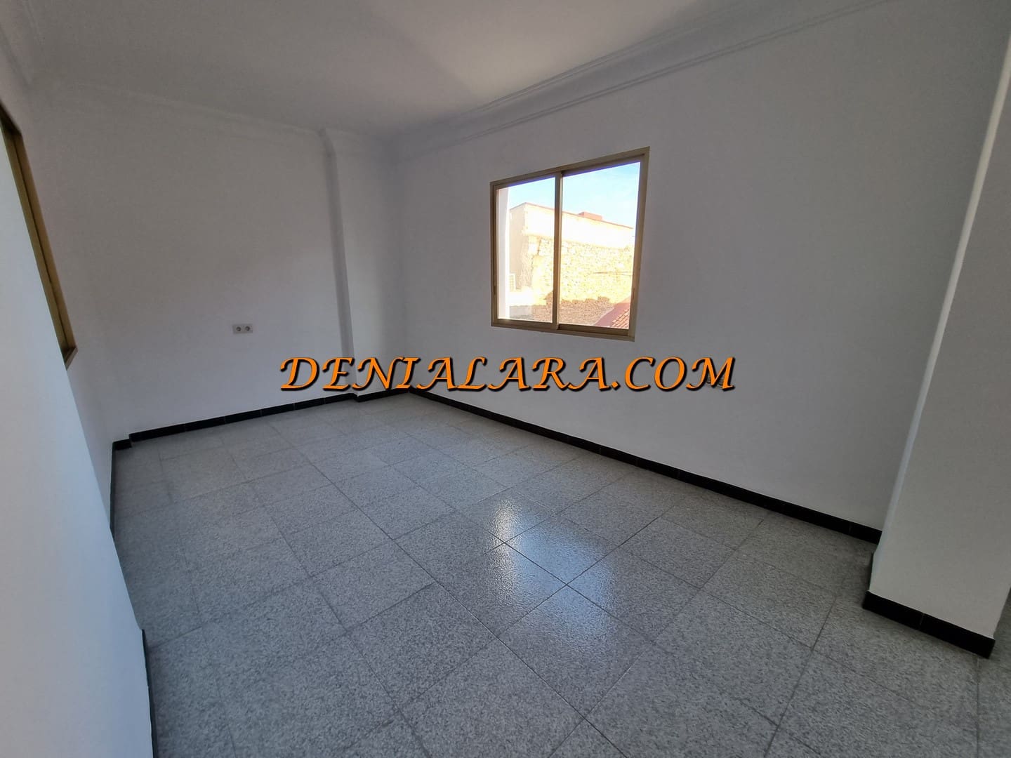 Erhverv til salg i Denia - € 1.740.000 (Ref: 8212229)