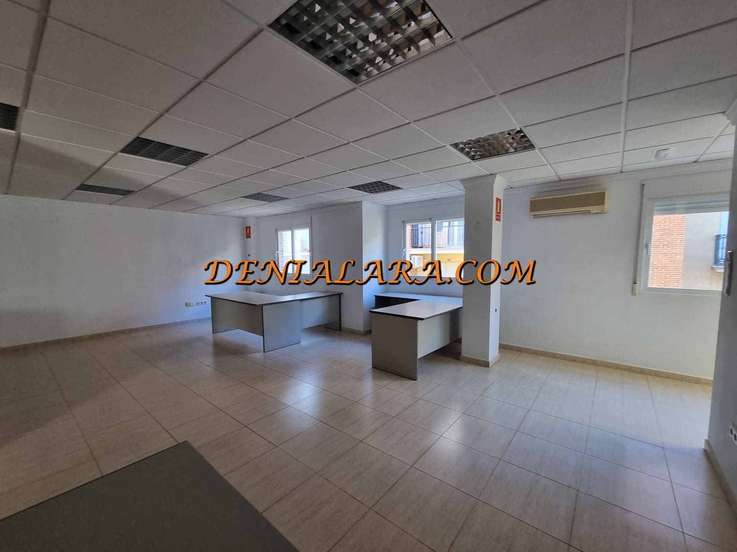 Erhverv til salg i Denia - € 1.740.000 (Ref: 8212229)