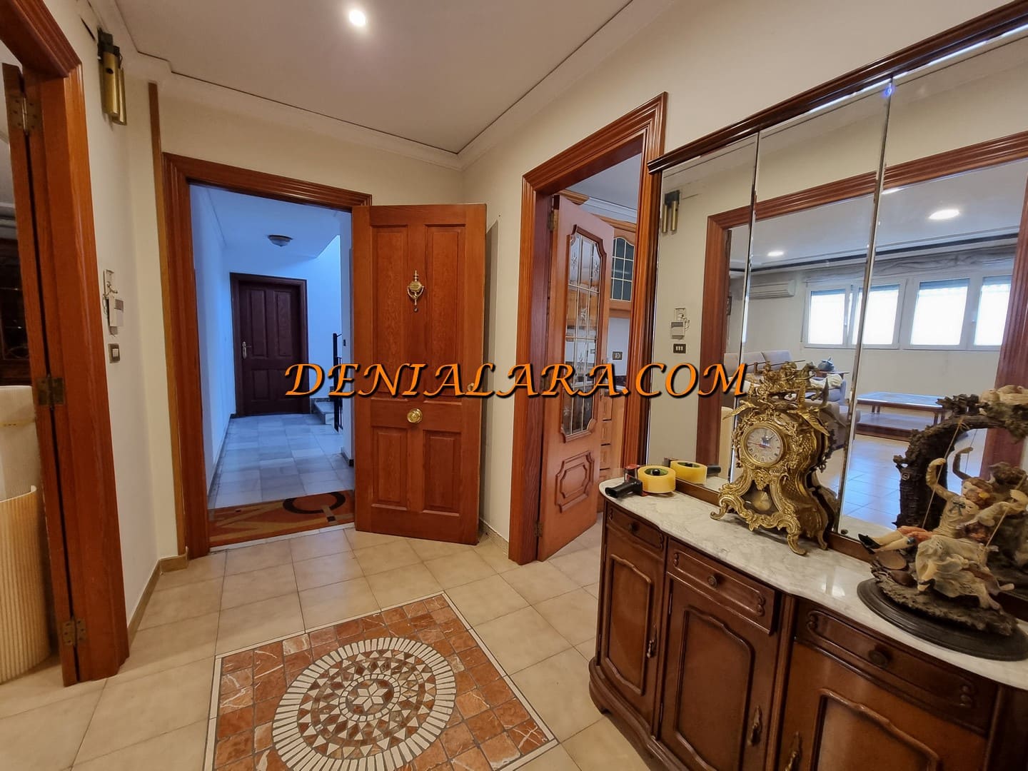 Erhverv til salg i Denia - € 1.740.000 (Ref: 8212229)