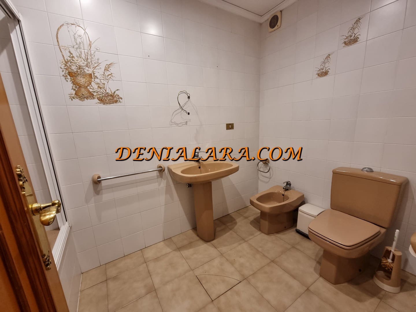 Erhverv til salg i Denia - € 1.740.000 (Ref: 8212229)