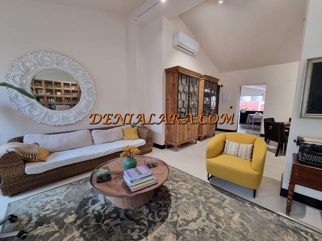 2 bedroom Flat for sale in Dénia - € 343,000 (Ref: 8243484)