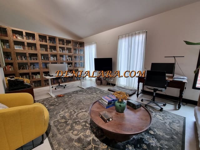 2 bedroom Flat for sale in Dénia - € 343,000 (Ref: 8243484)