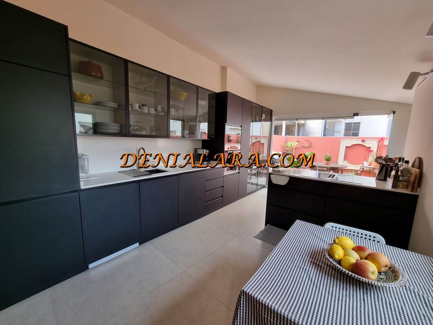 2 slaapkamer Flat te koop in Denia - € 343.000 (Ref: 8243484)