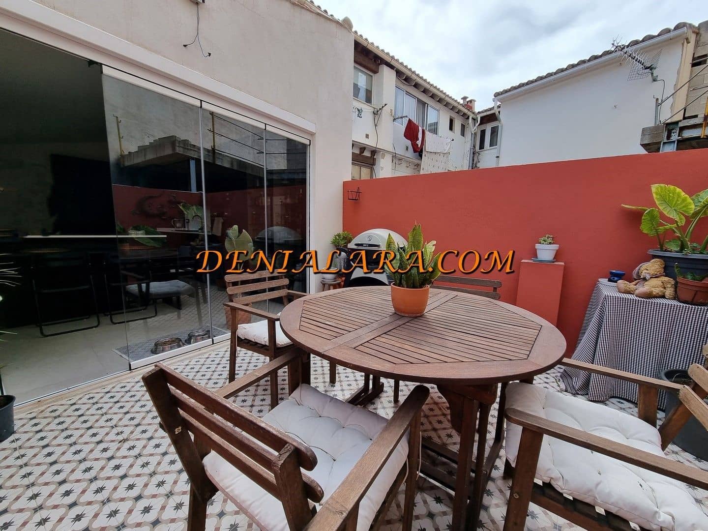 2 slaapkamer Flat te koop in Denia - € 343.000 (Ref: 8243484)