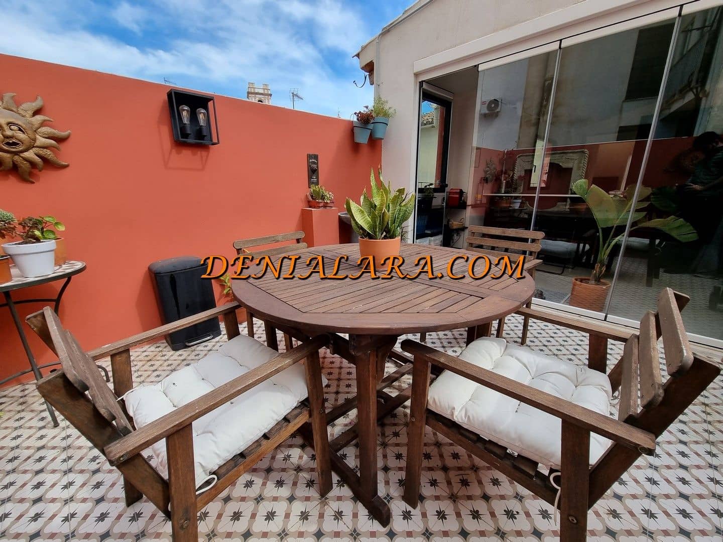 2 slaapkamer Flat te koop in Denia - € 343.000 (Ref: 8243484)