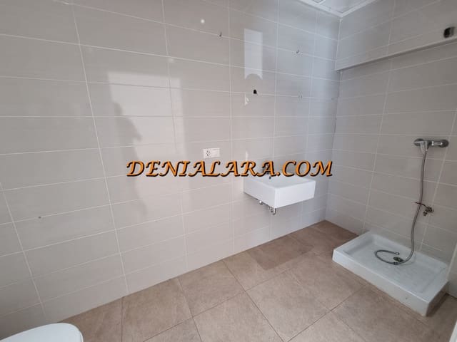 Kommersiell til leie i Ondara - € 600 (Ref: 8426715)