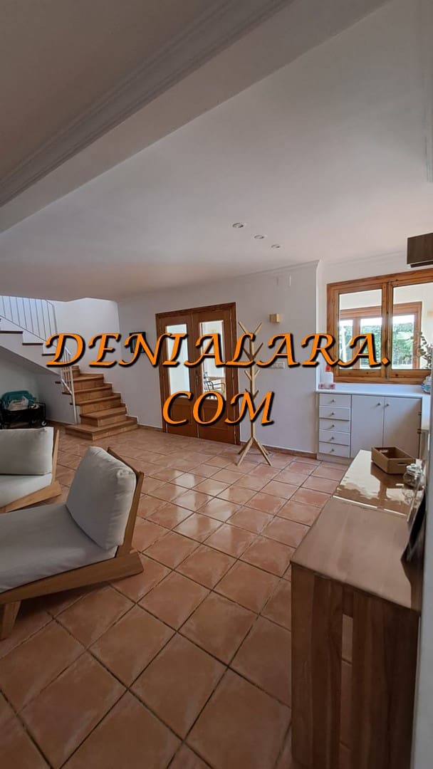 3 chambre Villa/Maison à vendre à Denia avec piscine garage - 1 045 000 € (Ref: 8497477)