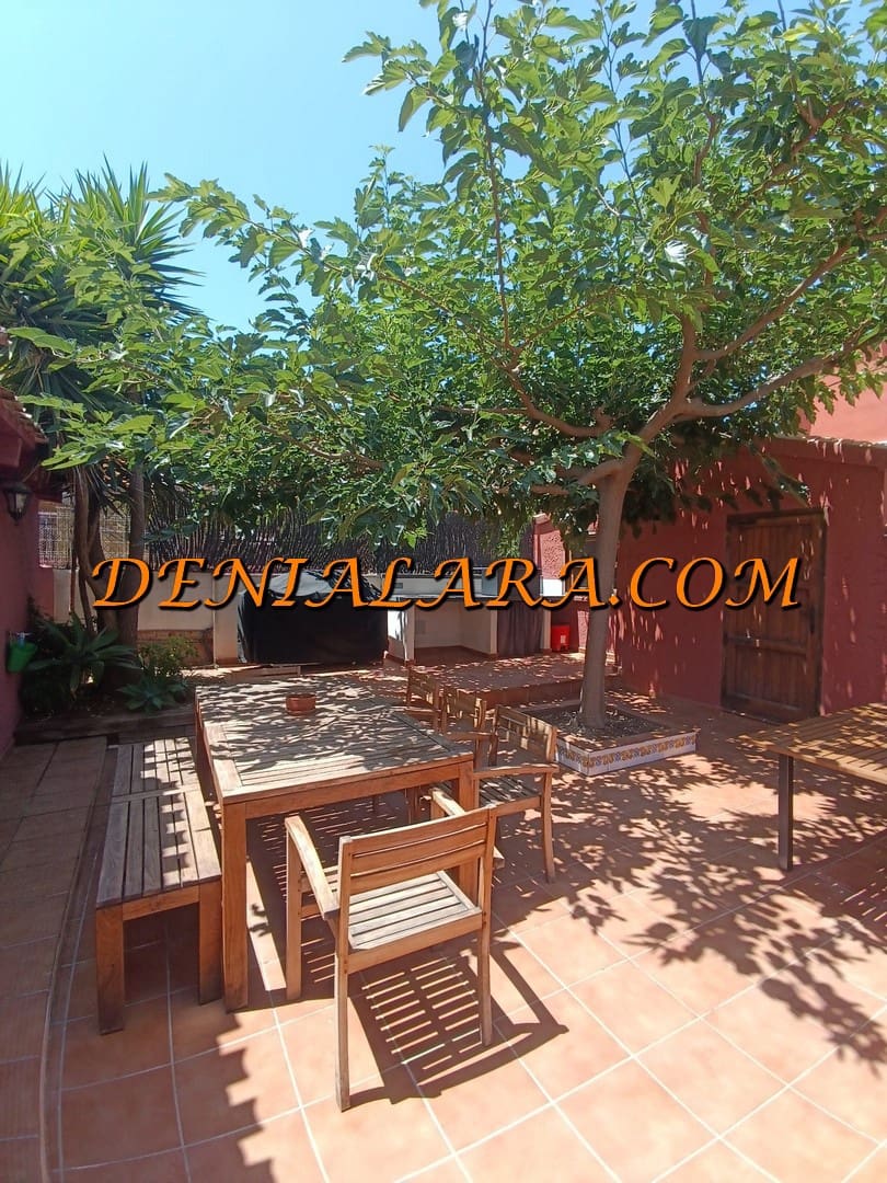 3 chambre Villa/Maison à vendre à Denia avec piscine garage - 1 045 000 € (Ref: 8497477)